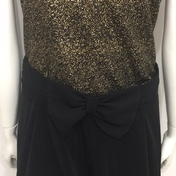 H&M Divided Bow Front Black Skirt Medium - Picture 3 of 8